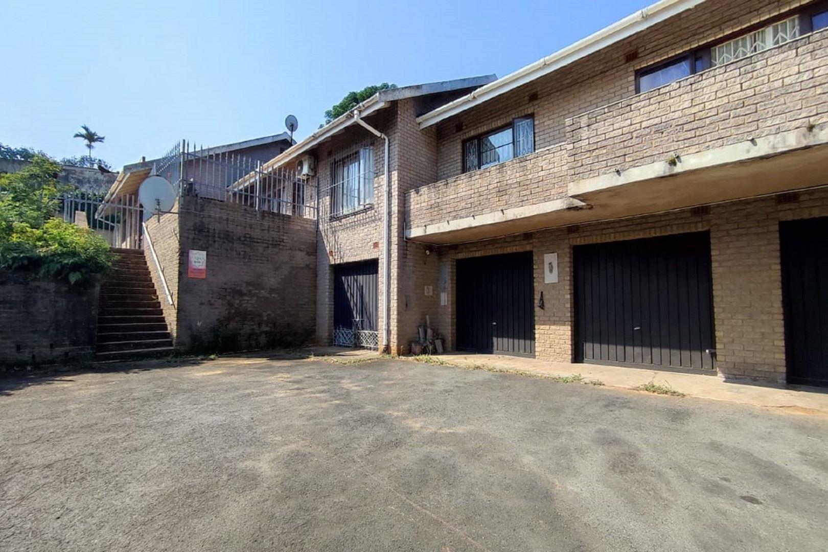 2 Bedroom Apartment / flat for sale in Port Shepstone Central P24113782793