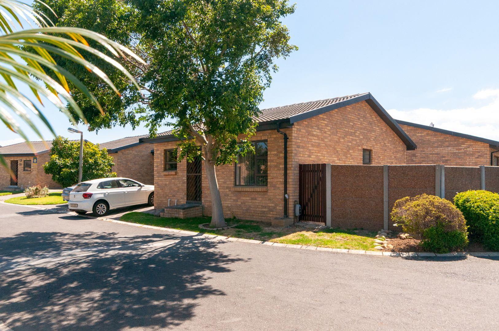 Helderberg Property Houses to rent in Helderberg