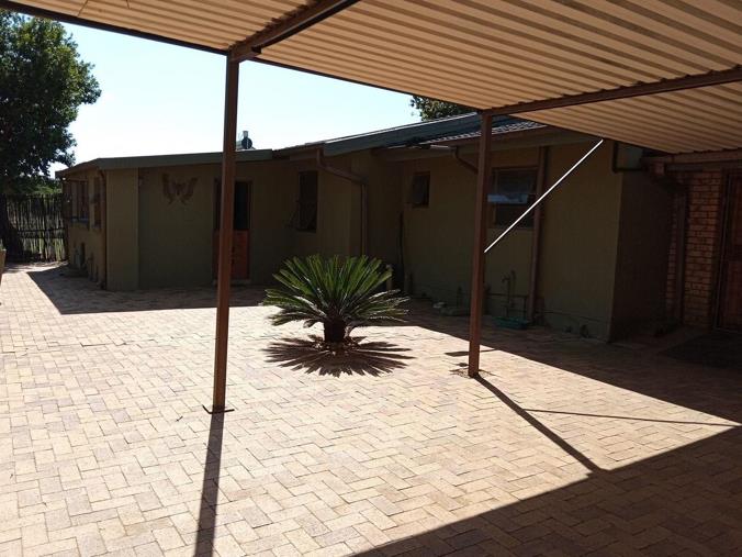 Farm for Sale in Walker Fruit Farms