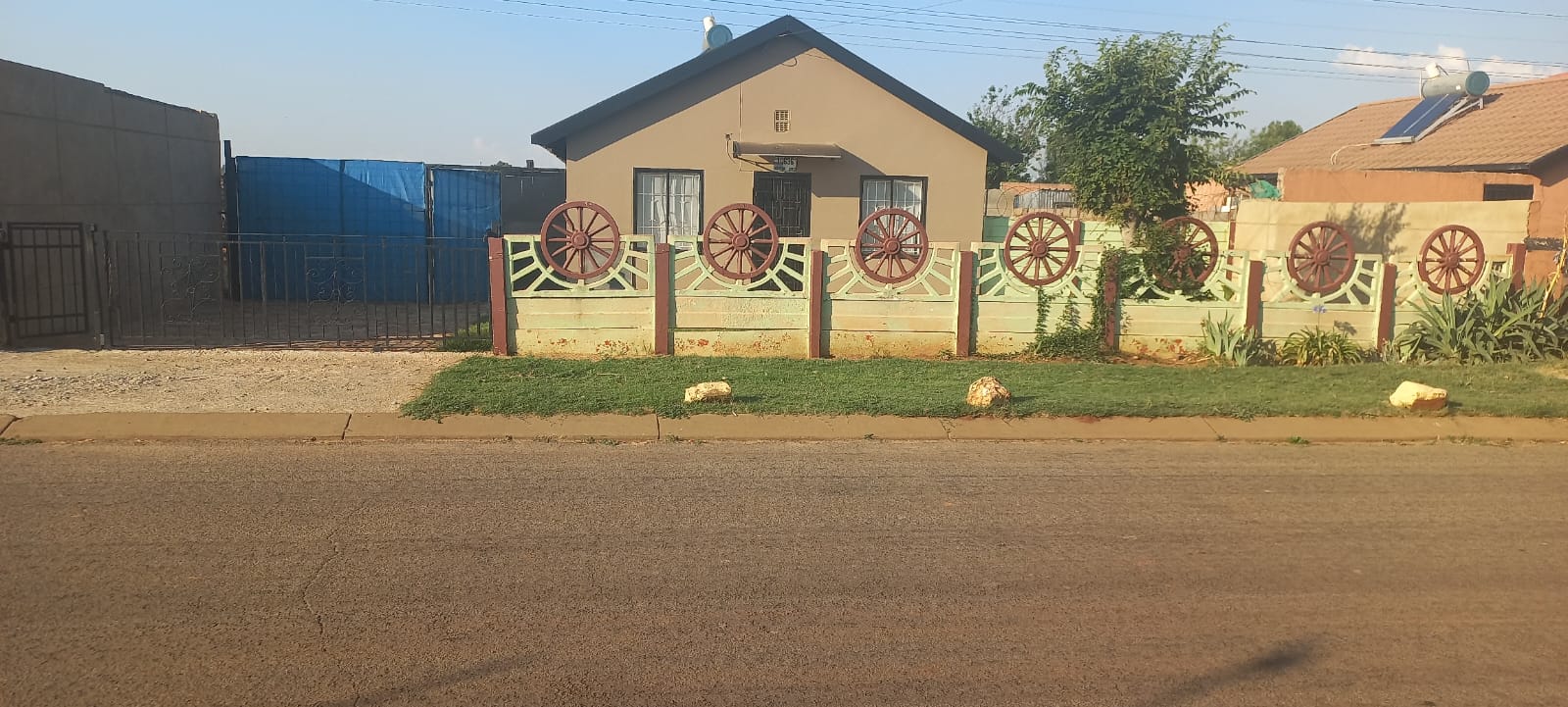 3 Bedroom House for sale in Lenasia Ext 13 27 Heliodor Crescent P24