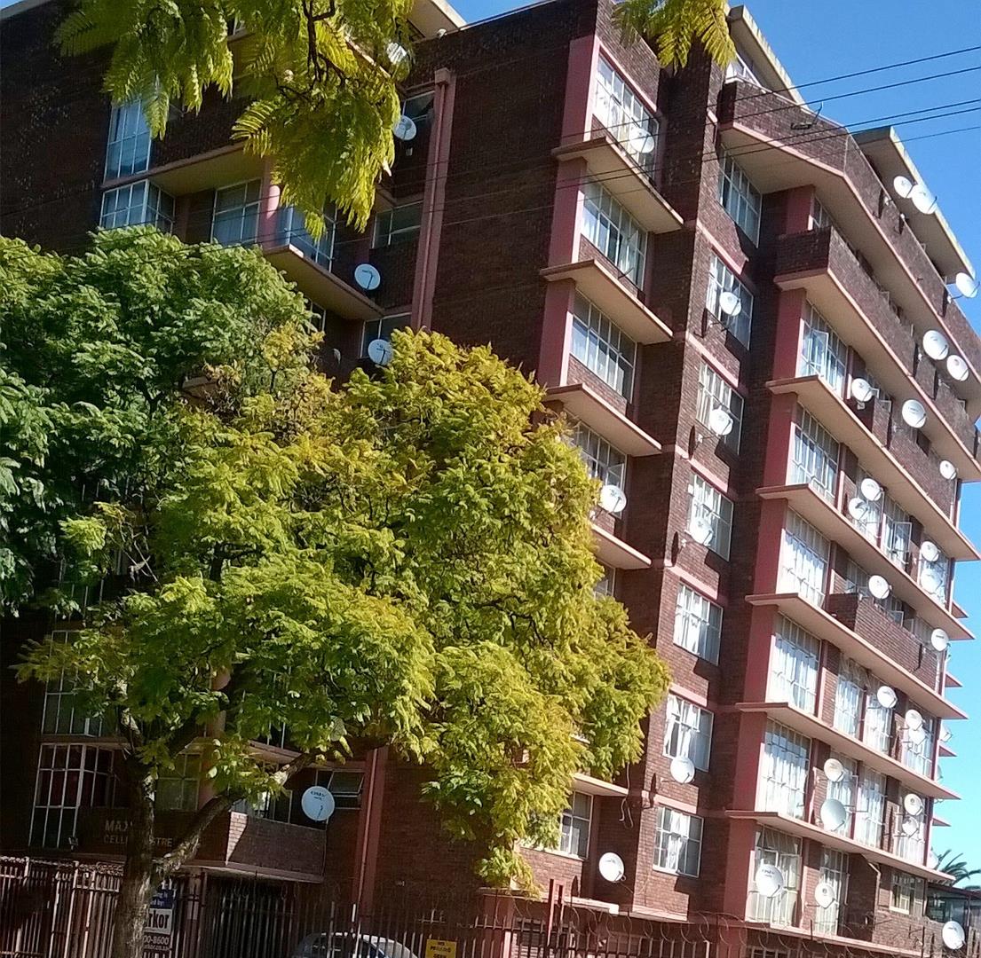 2 Bedroom Apartment / flat for sale in Sunnyside P24114065036