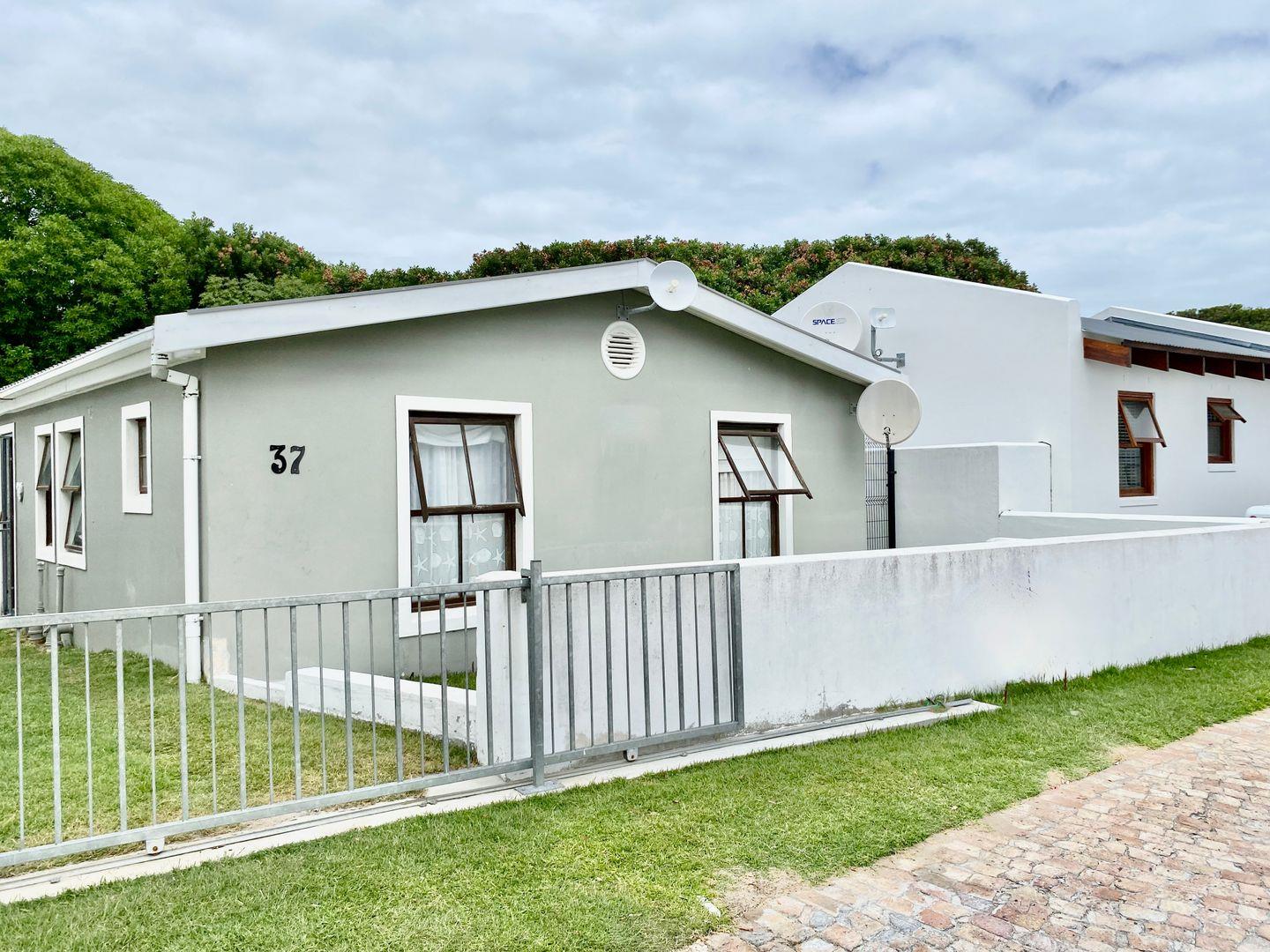 Pearly Beach Property Property and houses for sale in Pearly Beach Page 4