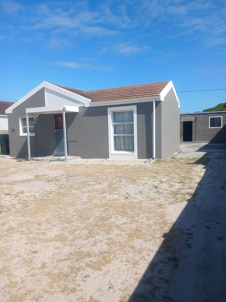 Wavecrest, Mitchells Plain Property Property and houses for sale in