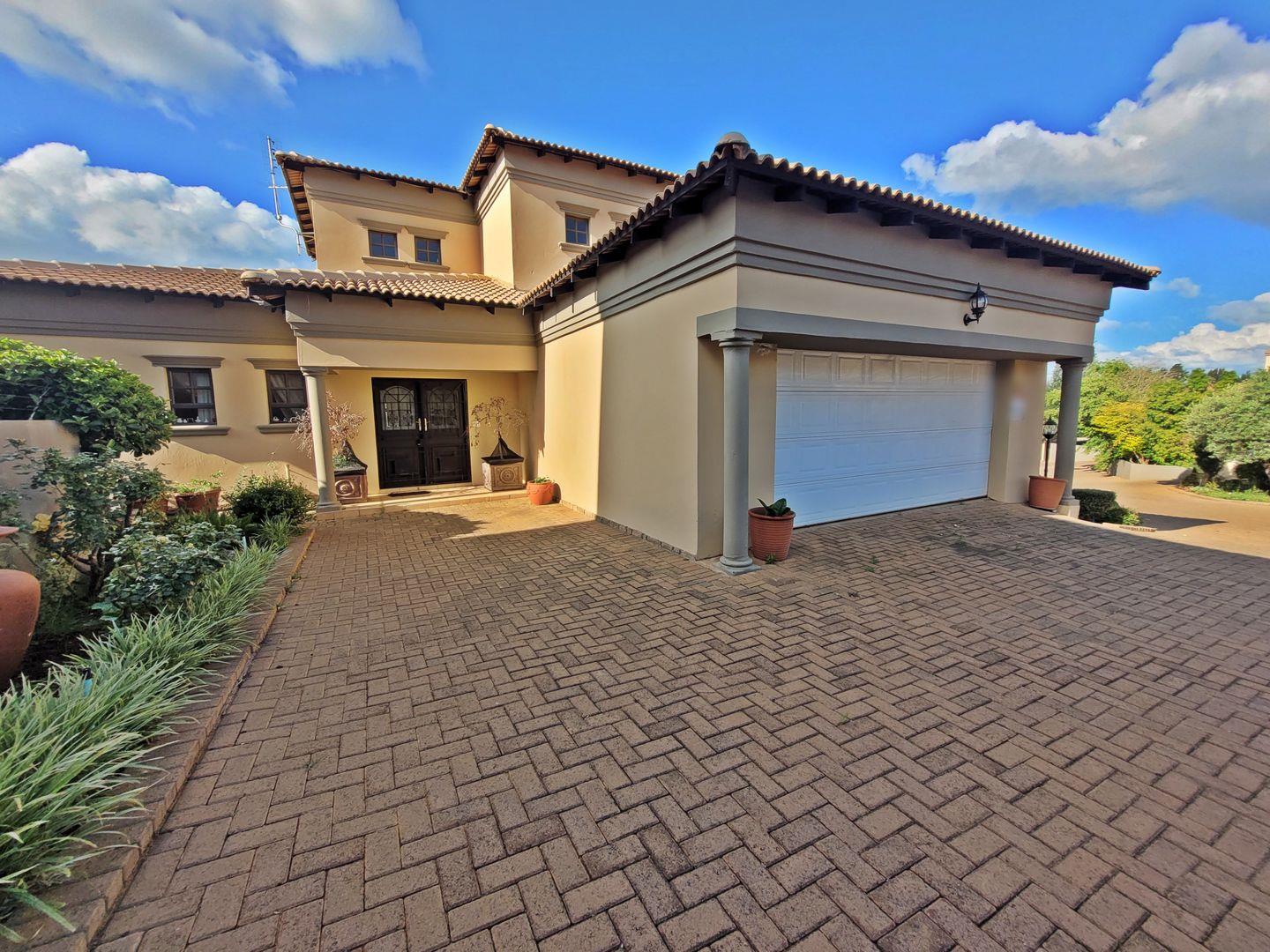 3 Bedroom Townhouse for sale in Pentagon Park P24113793650