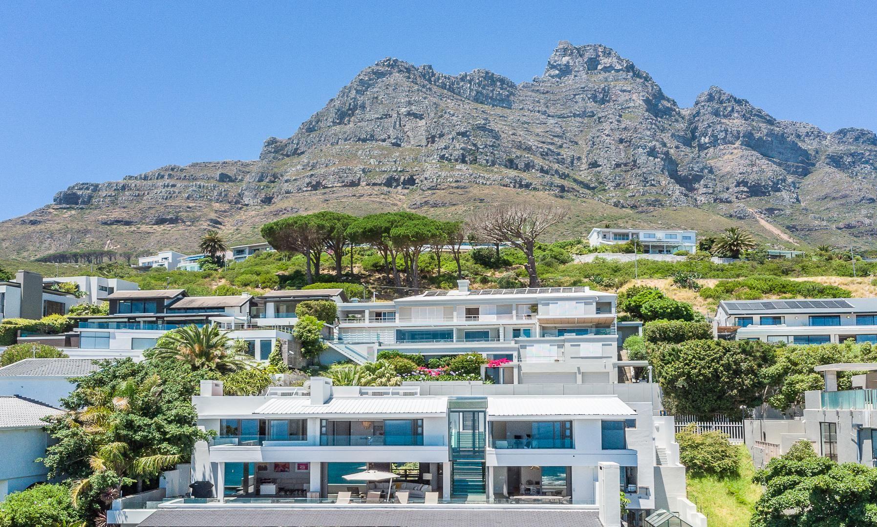 3 Bedroom House for sale in Camps Bay P24113795121