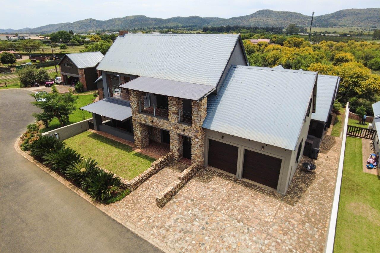 5 Bedroom House for sale in The Coves 53 Bass Cove P24113796962