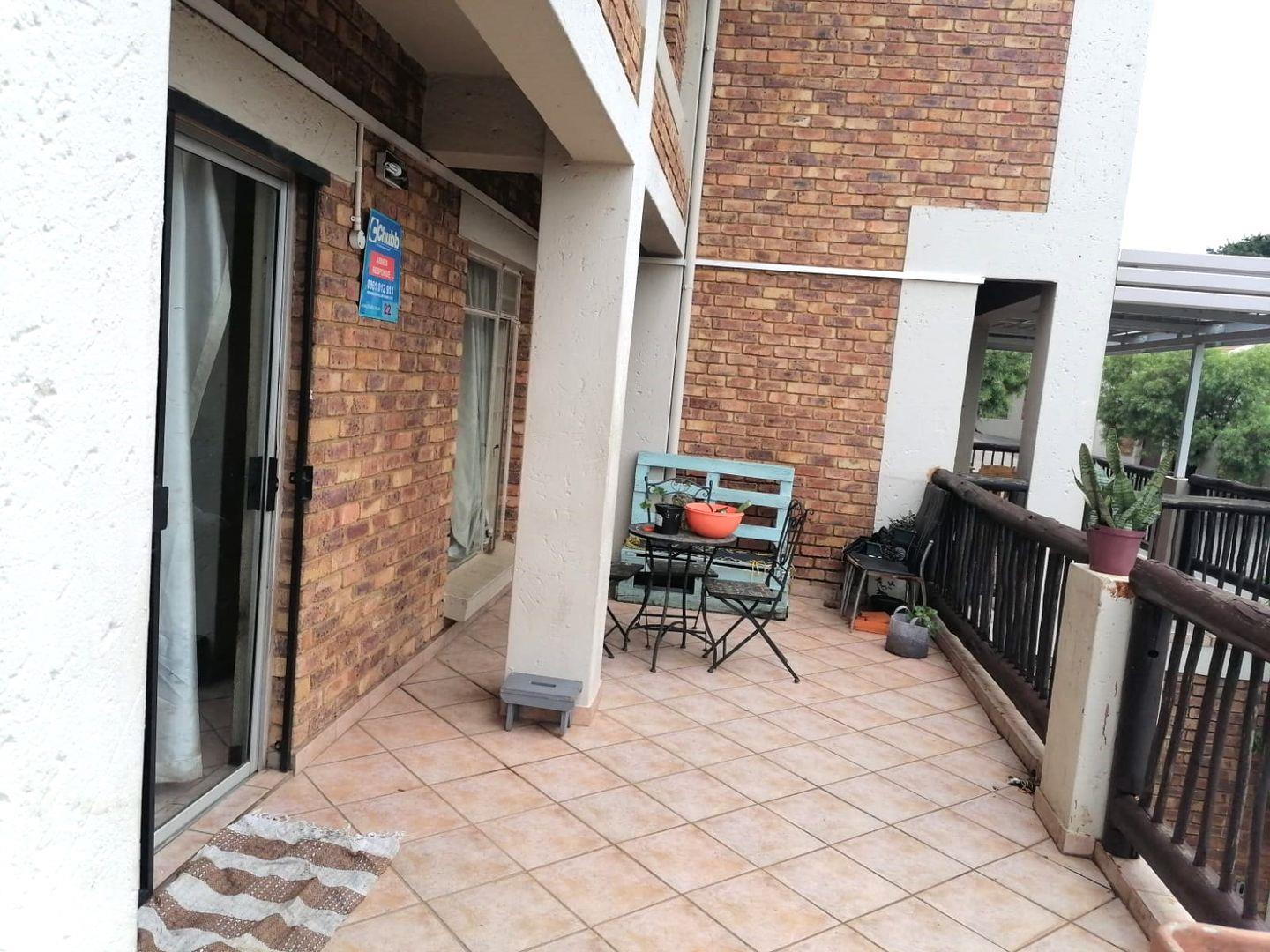 2 Bedroom Townhouse for sale in La Montagne P24113799048