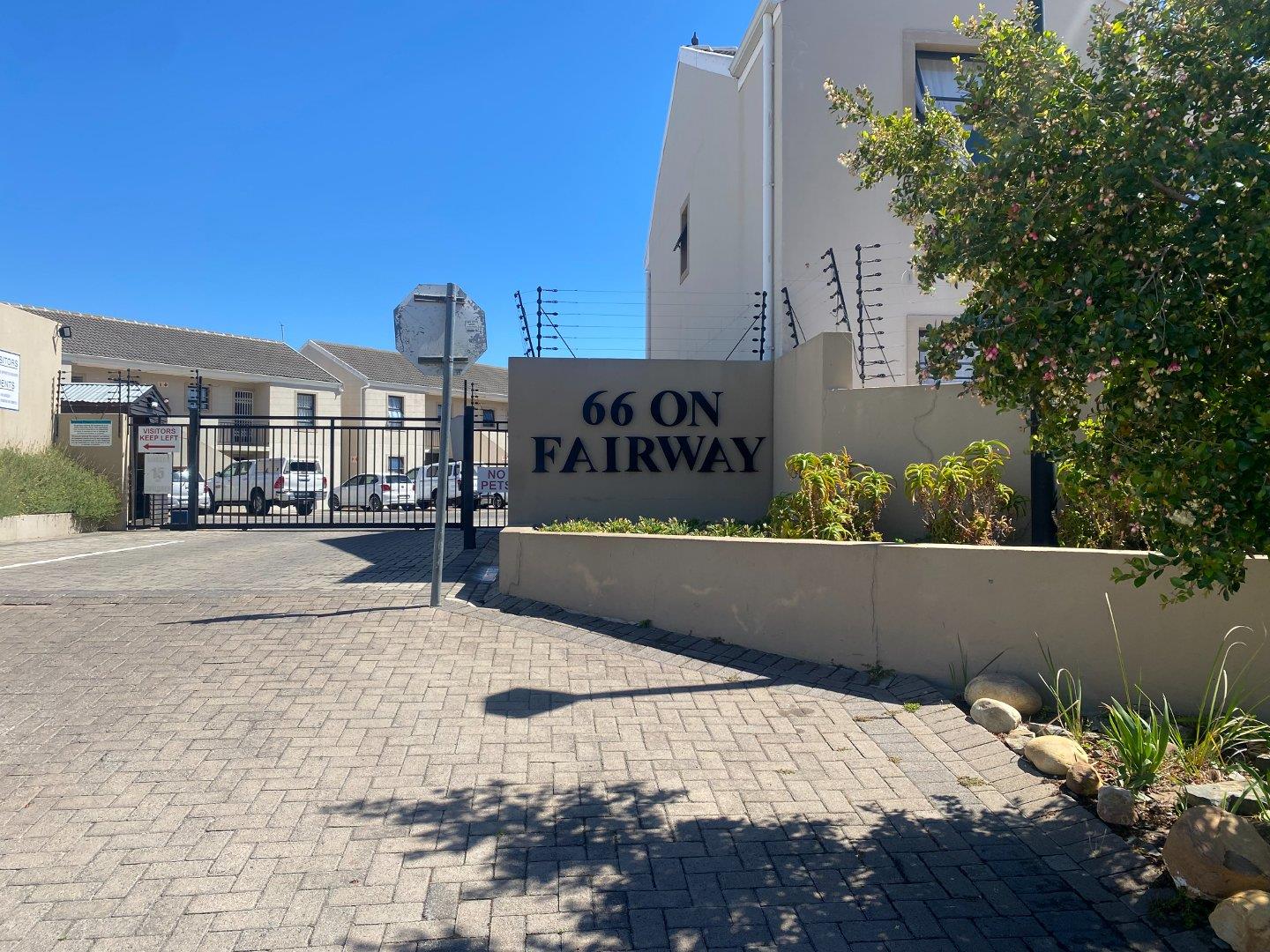 2 Bedroom Apartment / flat for sale in Fairview Golf Estate P24113799175