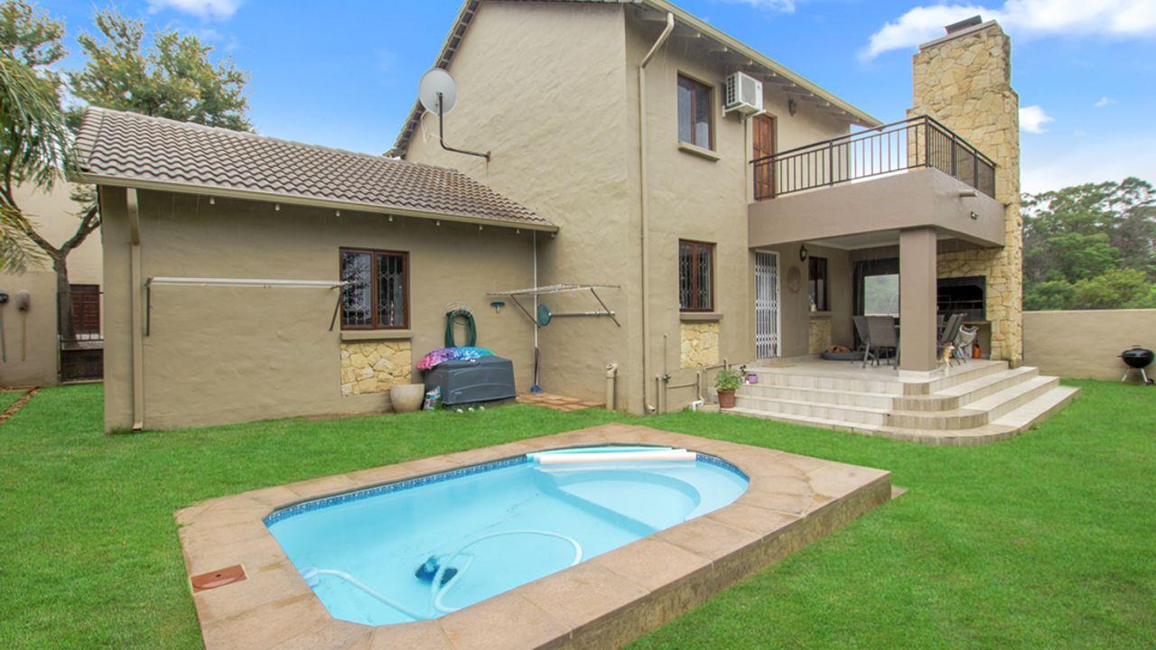 2 Bedroom Townhouse for sale in Craigavon P24113799344