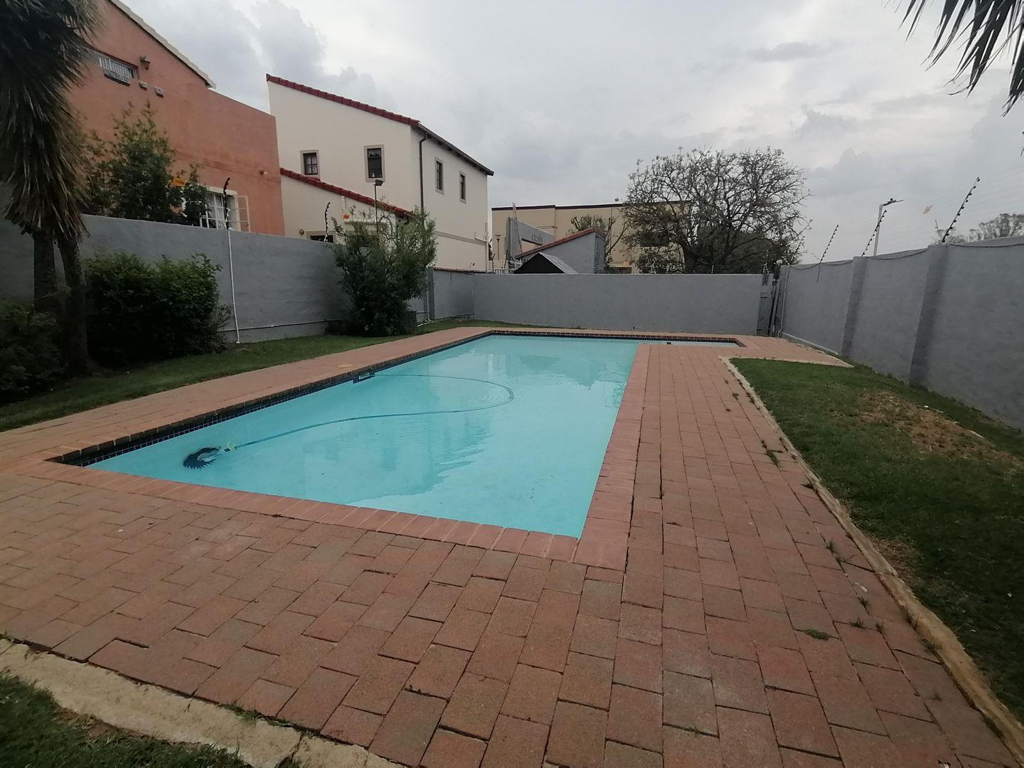 Halfway Gardens Property Townhouses for sale in Halfway Gardens