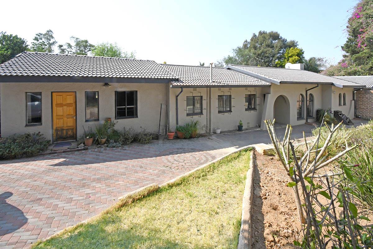 Sundowner Property Houses for sale in Sundowner