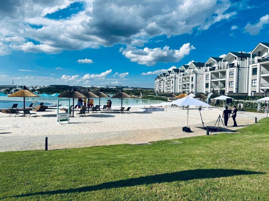 1 Bedroom Apartment / flat for sale in Waterfall P24113801494