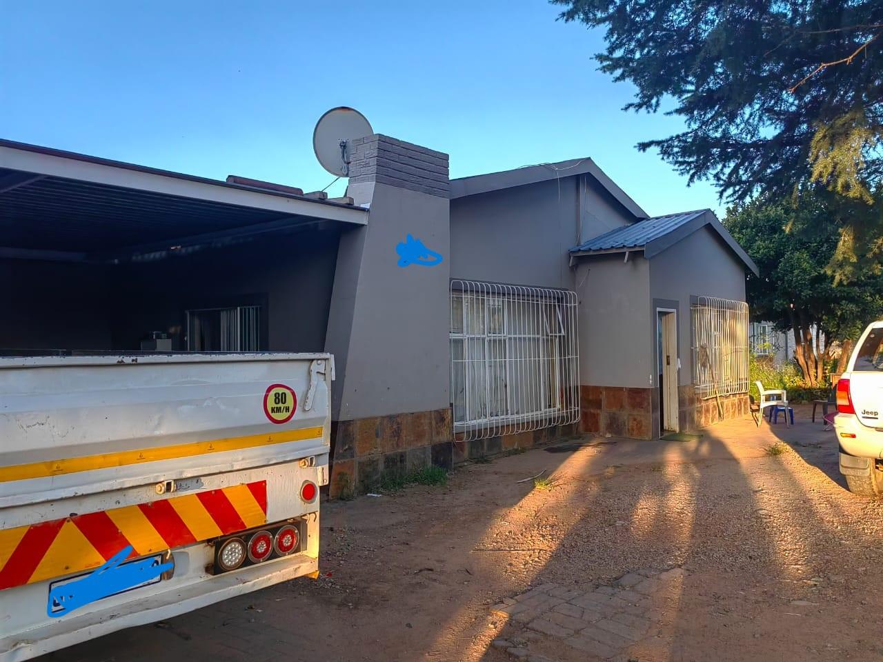 East Lynne Property Property and houses for sale in East Lynne Page 2