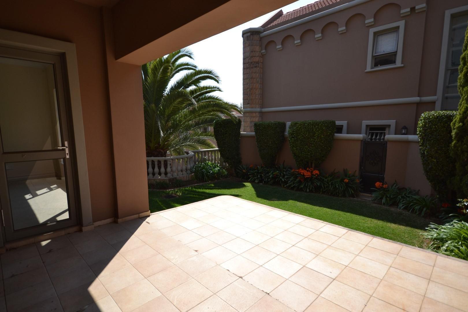 Dunkeld West Property Apartments / flats to rent in Dunkeld West