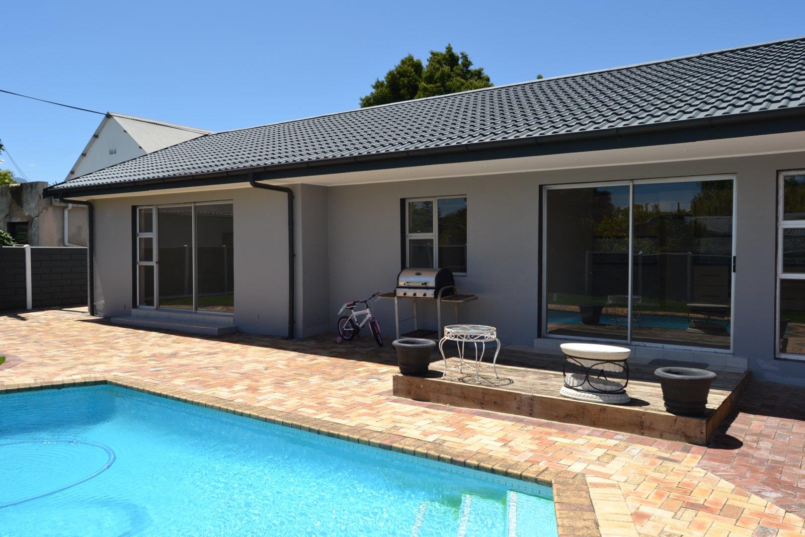 South Property Property and houses to rent in South