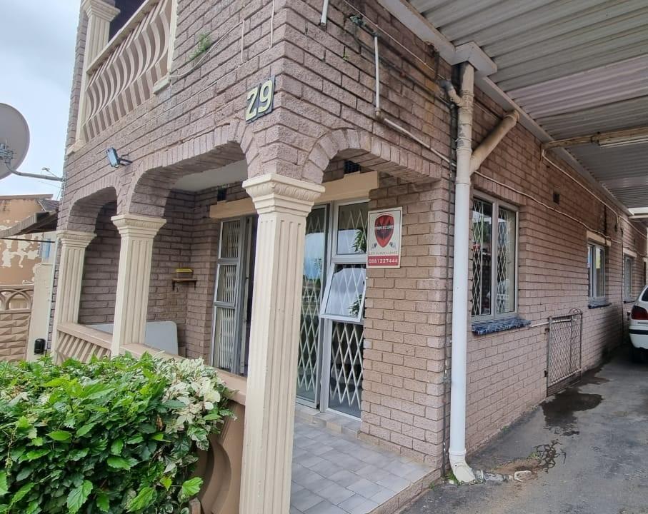 3 Bedroom House for sale in Woodhurst P24113803414