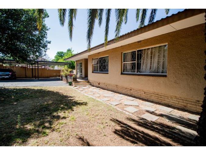 3 Bedroom House for Sale in Edenvale Central
