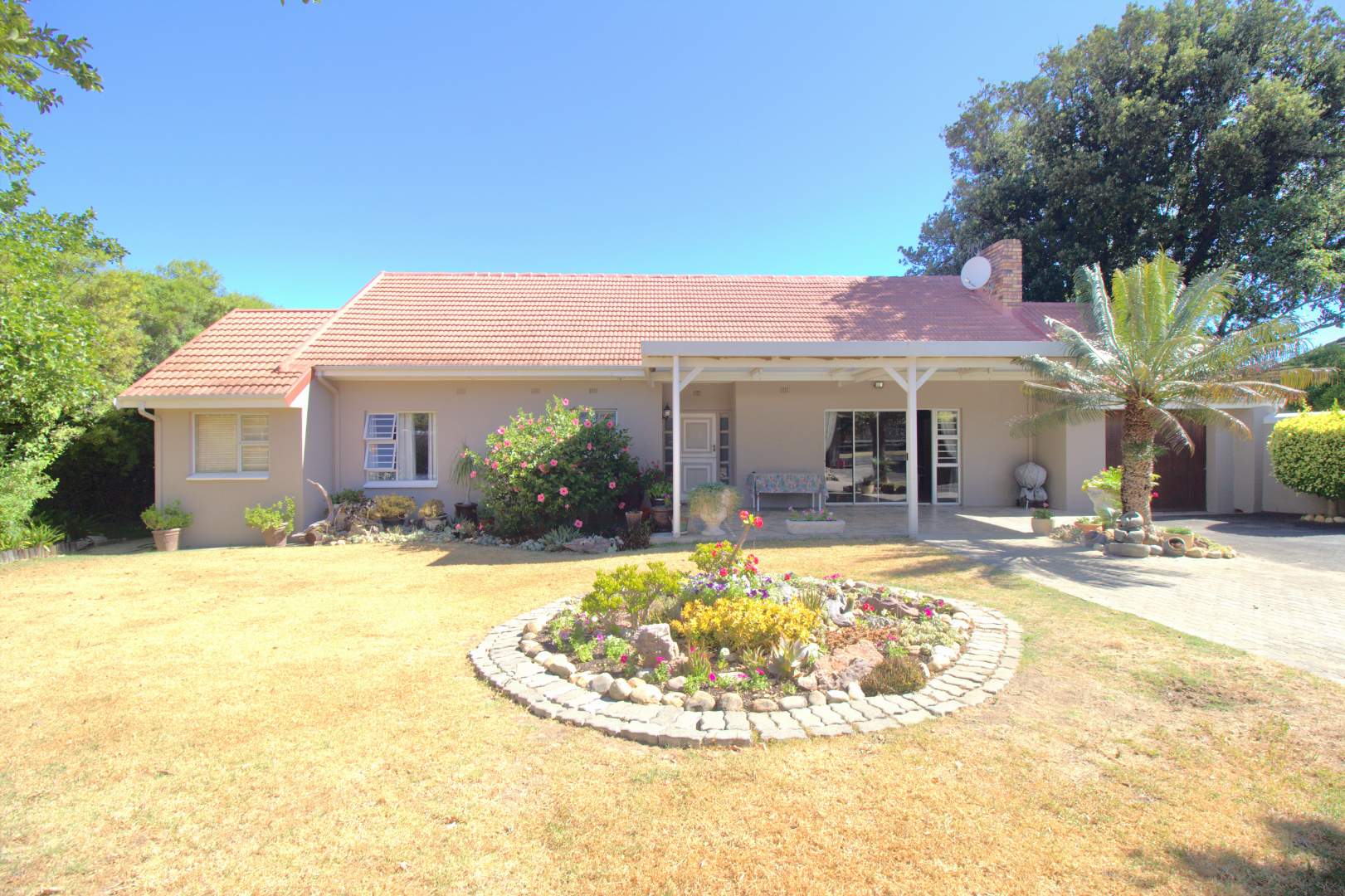 Golden Acre Property Property and houses for sale in Golden Acre