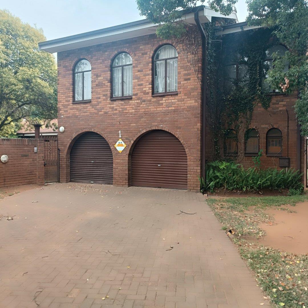 Houses for sale in Parys Parys Property