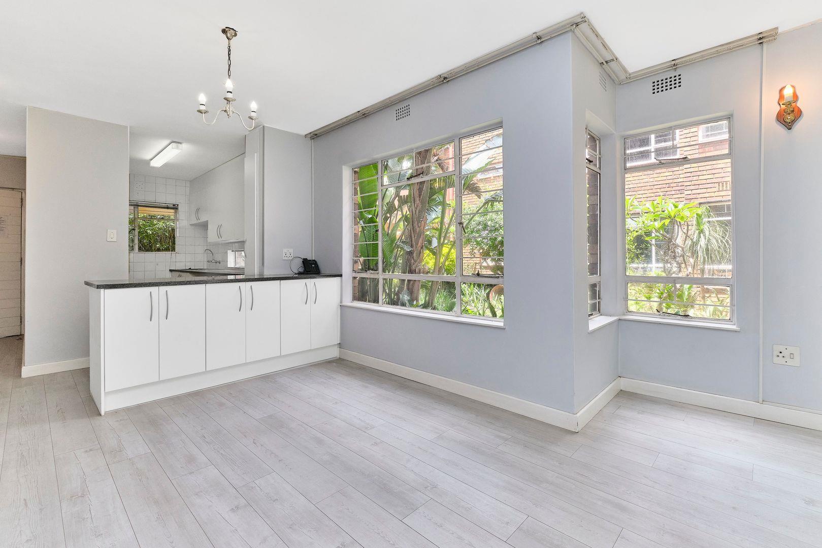 2 Bedroom Apartment / flat for sale in Rosebank P24113808181