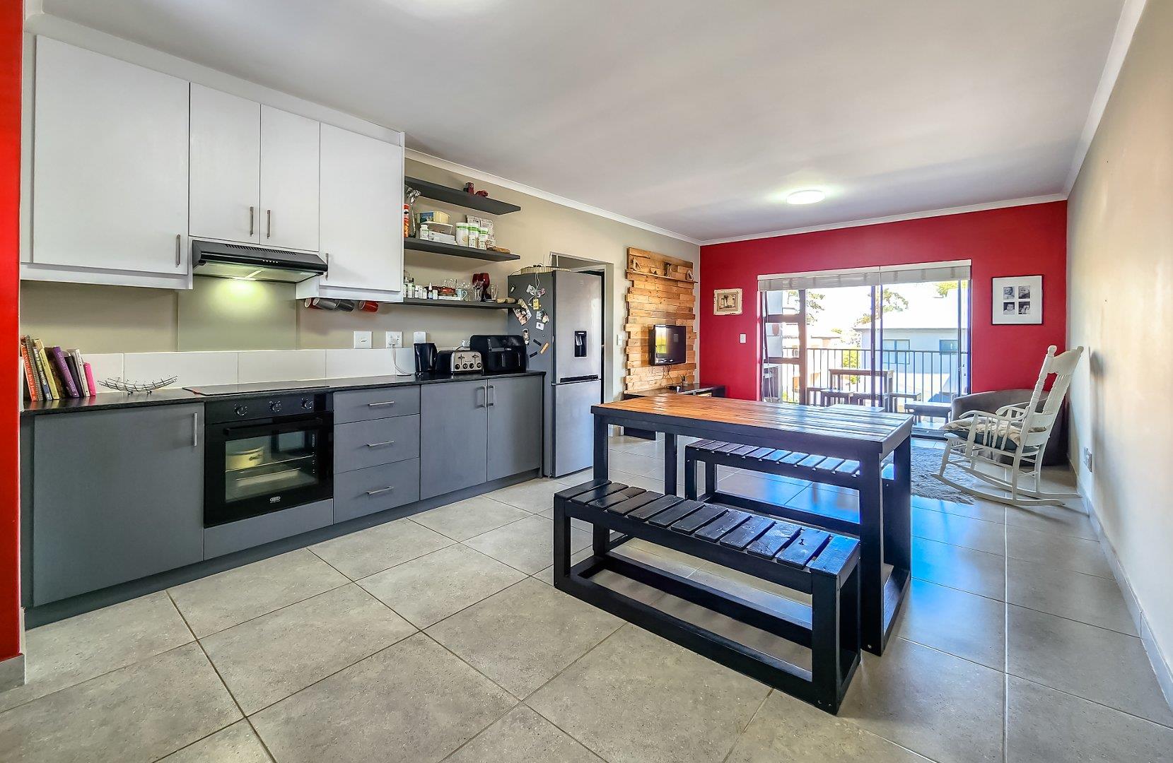 Protea Heights Property Apartments / flats to rent in Protea Heights