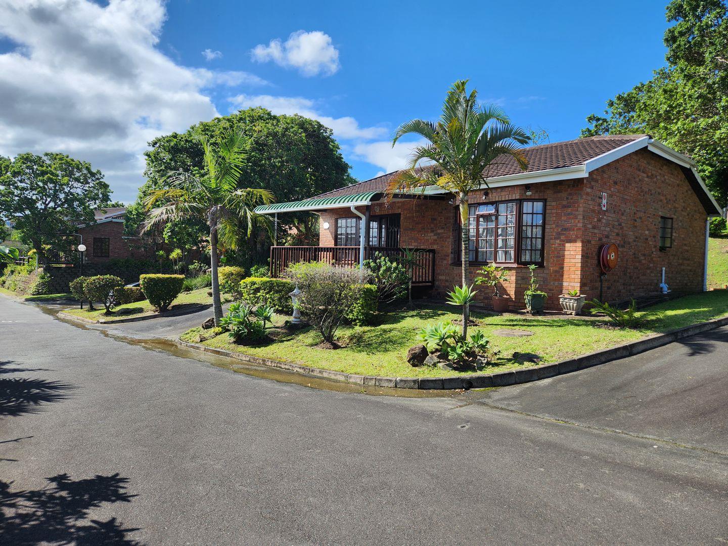 2 Bedroom Townhouse for sale in Margate P24113811160