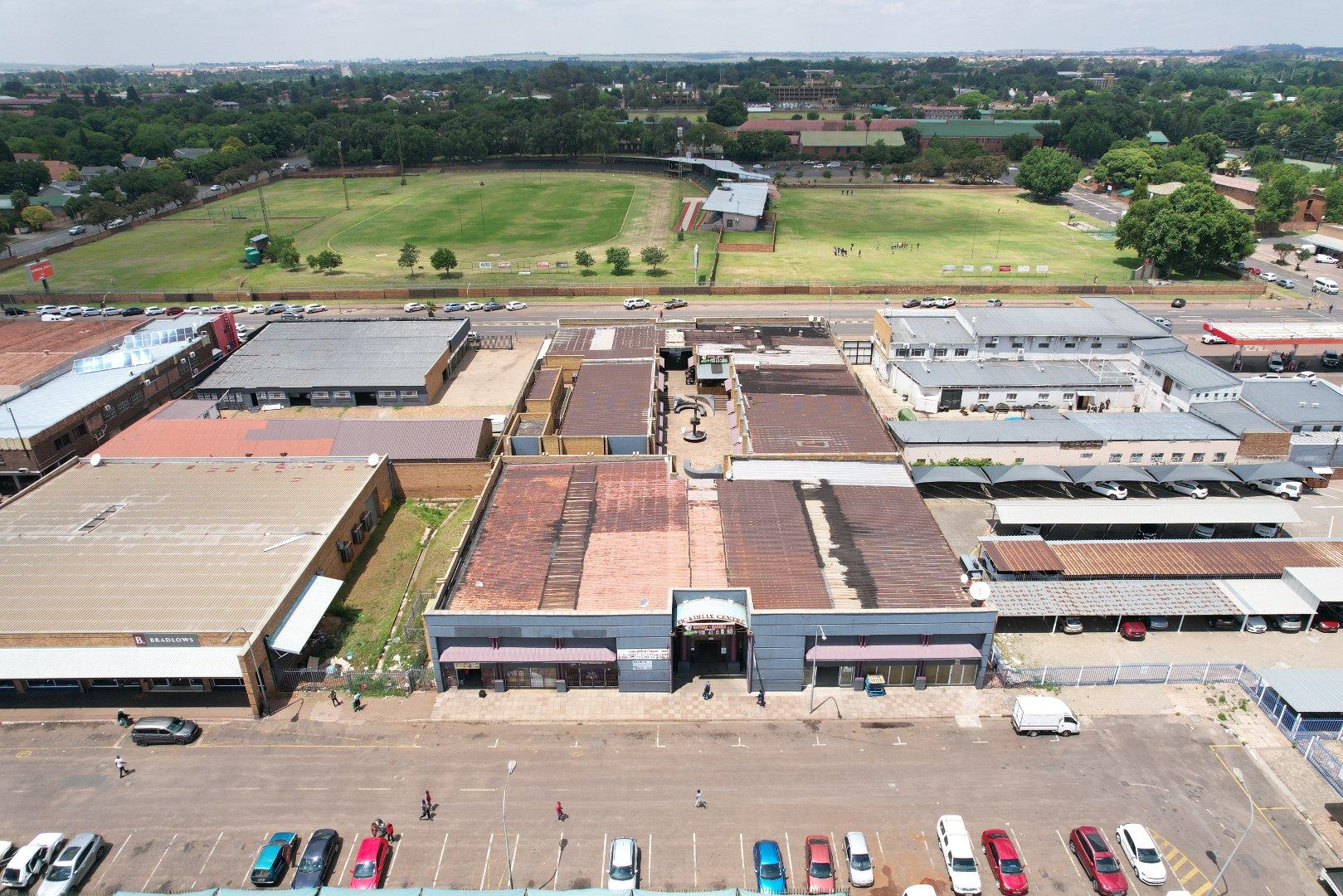 Commercial property for sale in Middelburg Central 1095 Jan Van