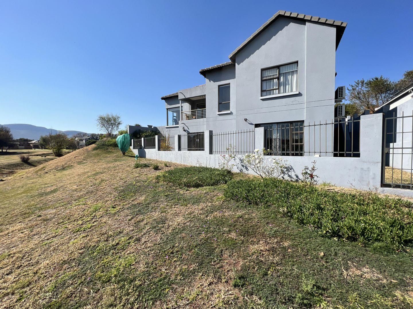 3 Bedroom House for sale in Gateway Manor P24112839621