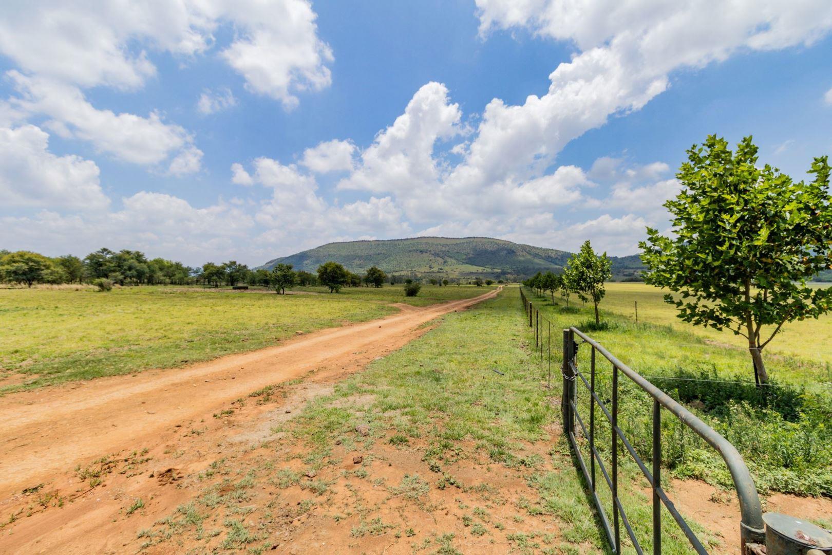 Property and houses for sale in Hartbeespoort Hartbeespoort Property