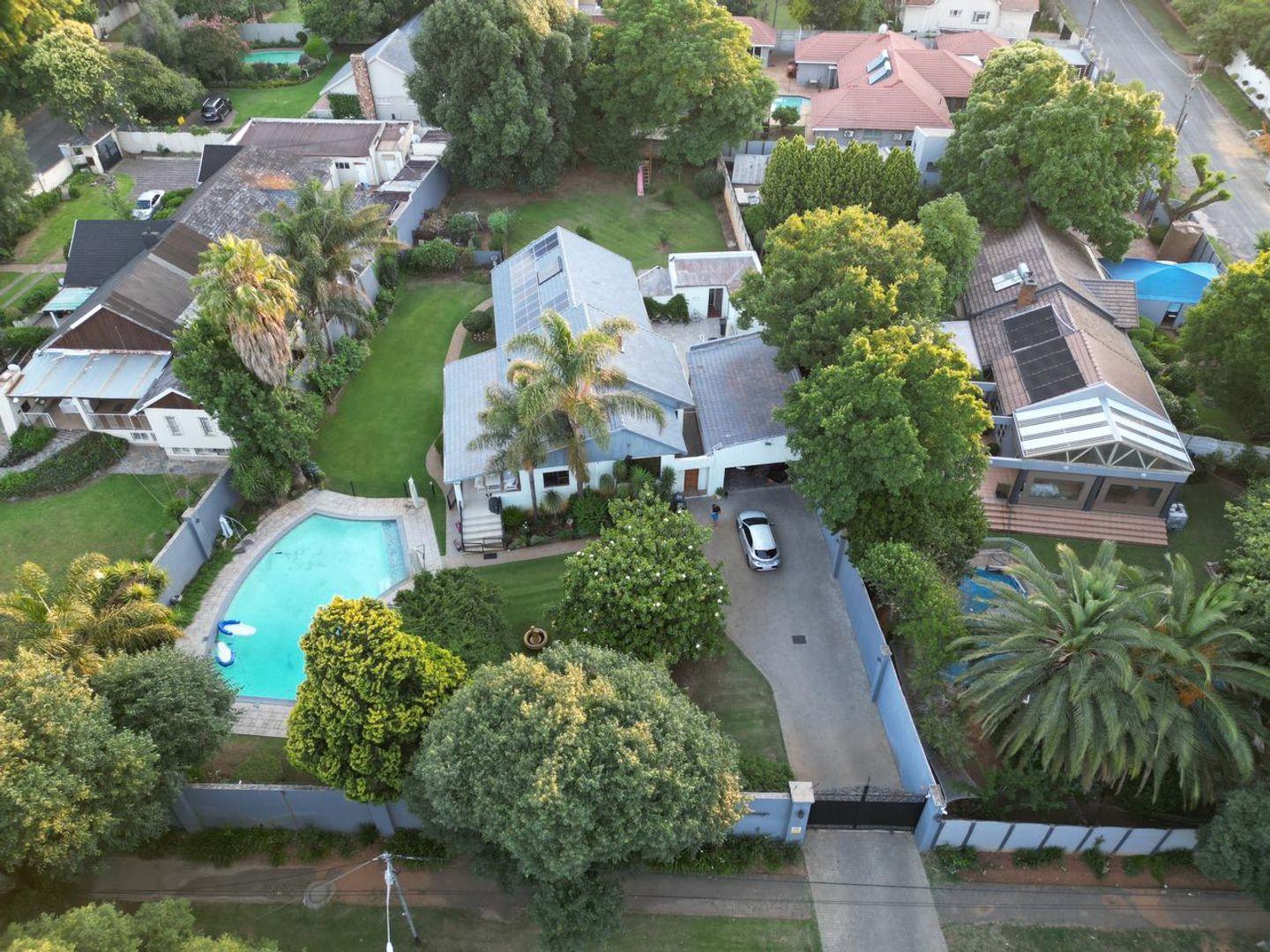 Waverley, Johannesburg Property Houses to rent in Waverley