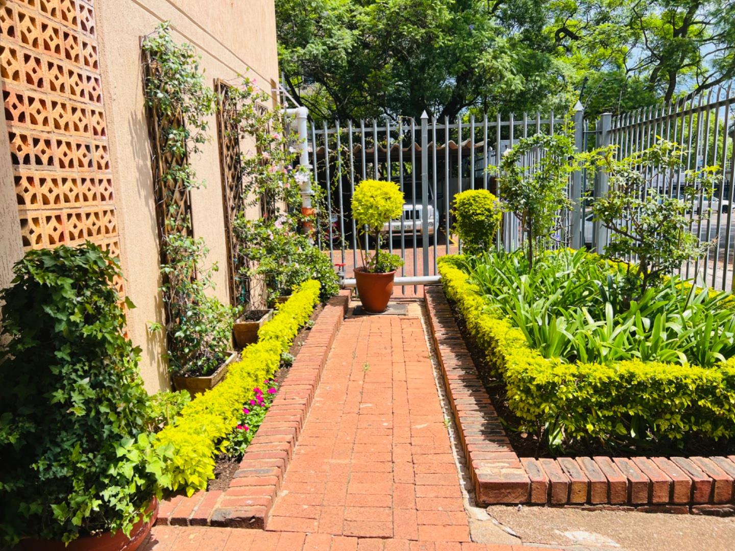 4 Bedroom Apartment / flat for sale in Arcadia P24113813169