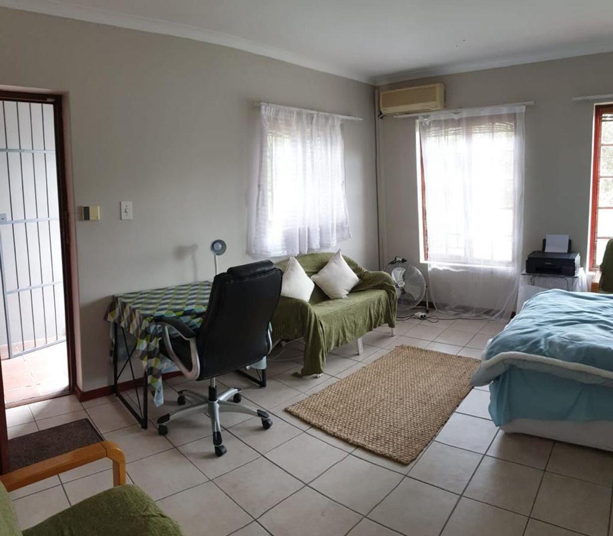 1 Bedroom Apartment / flat for sale in Stellenbosch Central P24113813481