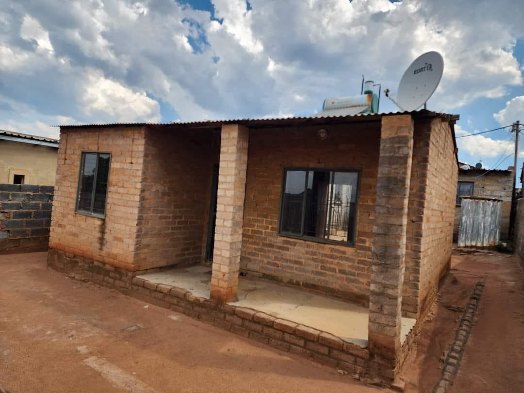 2 Bedroom House for sale in Ivory Park P24113813584