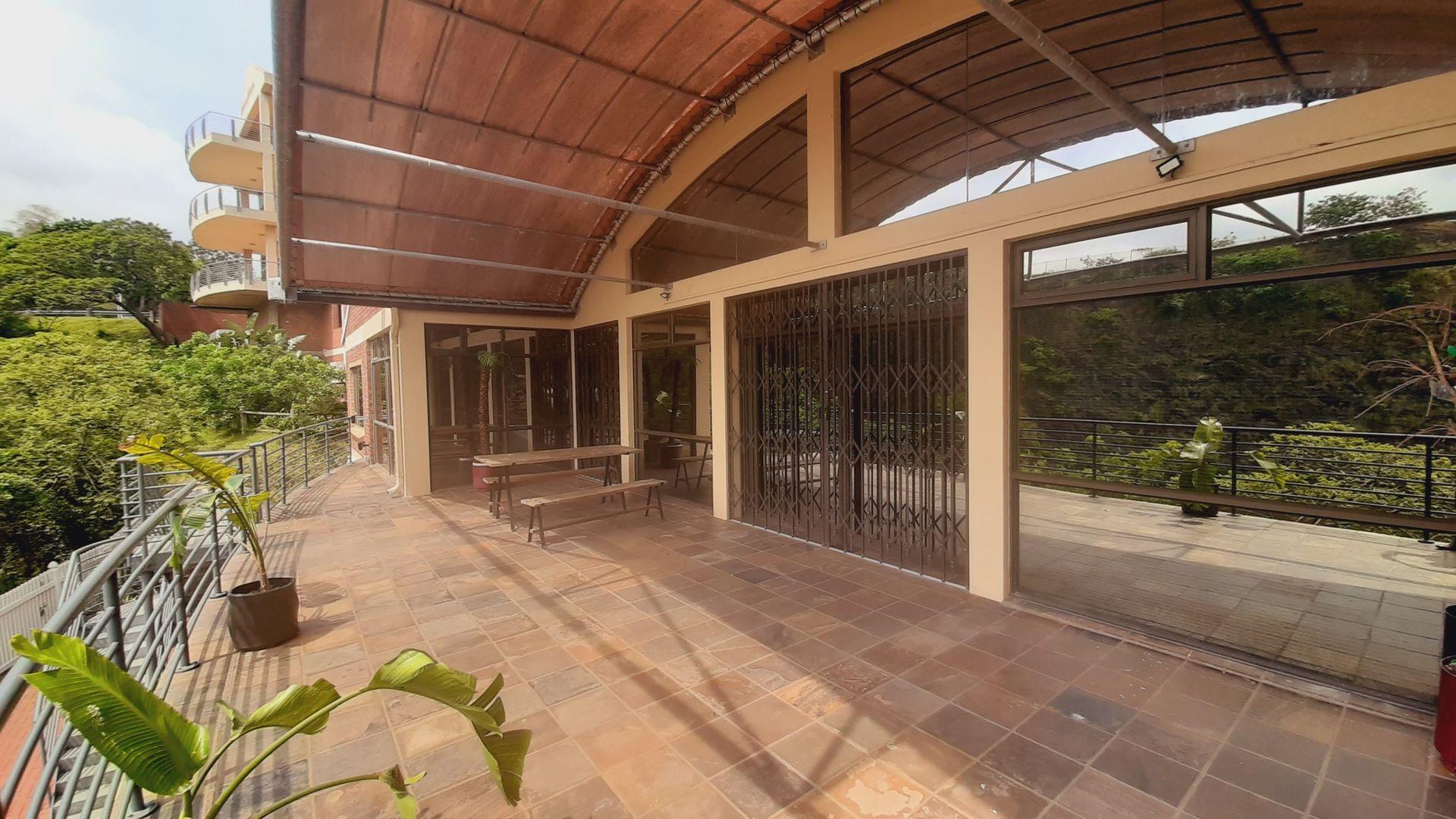 Commercial property to rent in Westville P24113813640