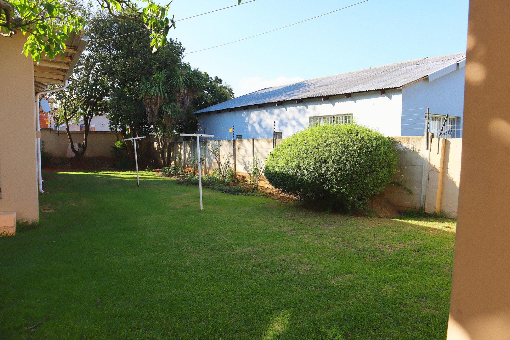 Westdene, Johannesburg Property Property and houses to rent in