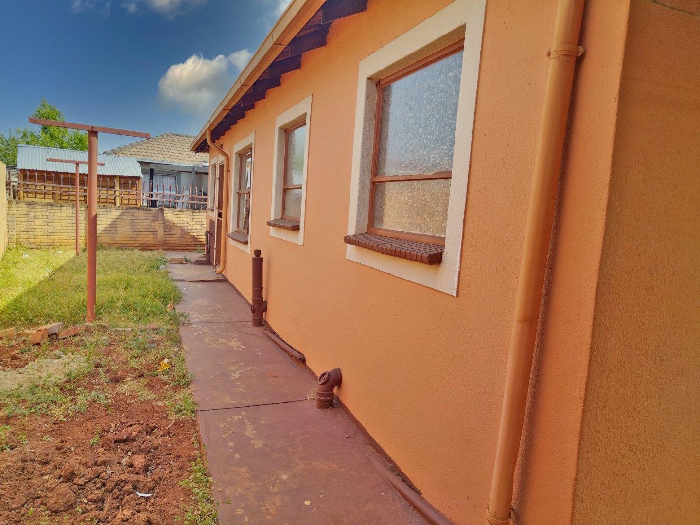 3 Bedroom House for sale in The Orchards P24113814064