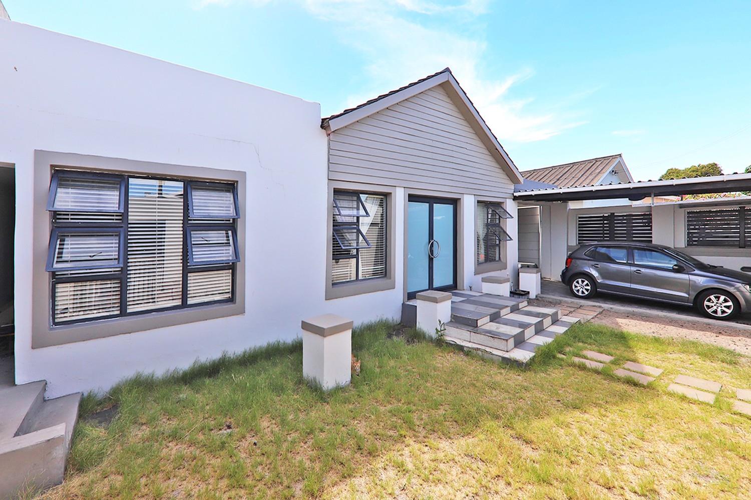 Crawford Property Property and houses for sale in Crawford