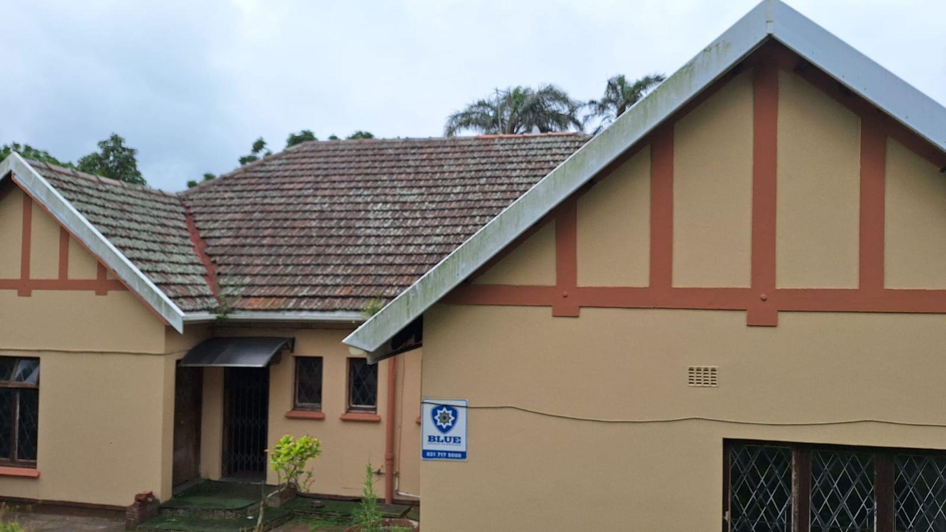 4 Bedroom House for sale in Sarnia P24113815416