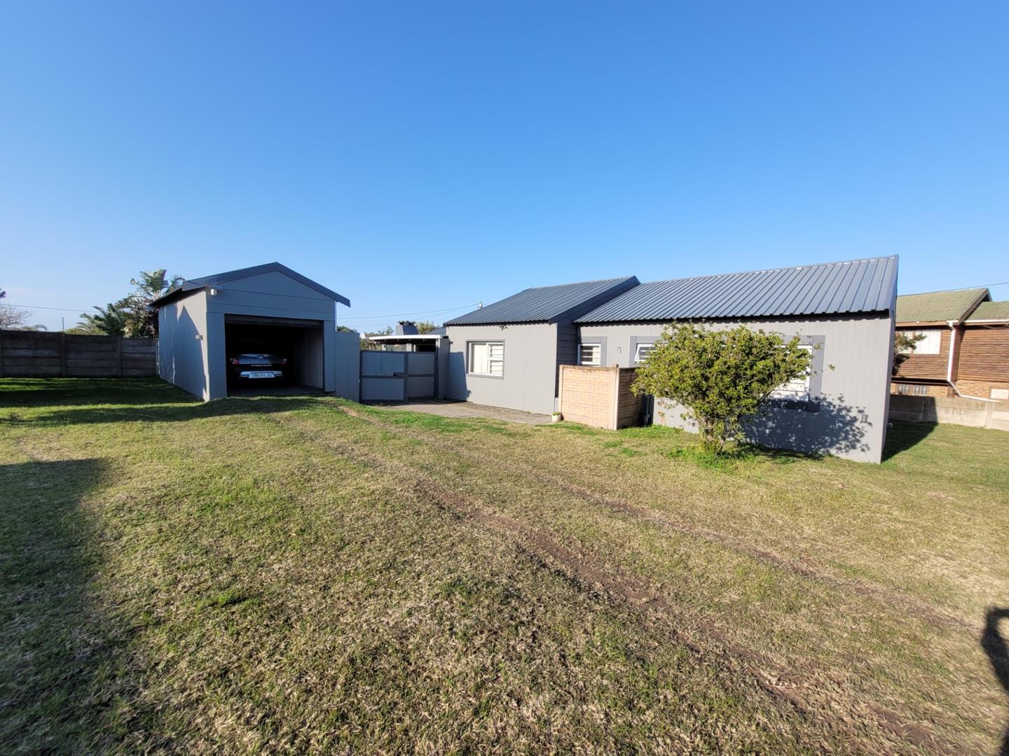 3 Bedroom House for sale in Kaysers Beach P24112962287