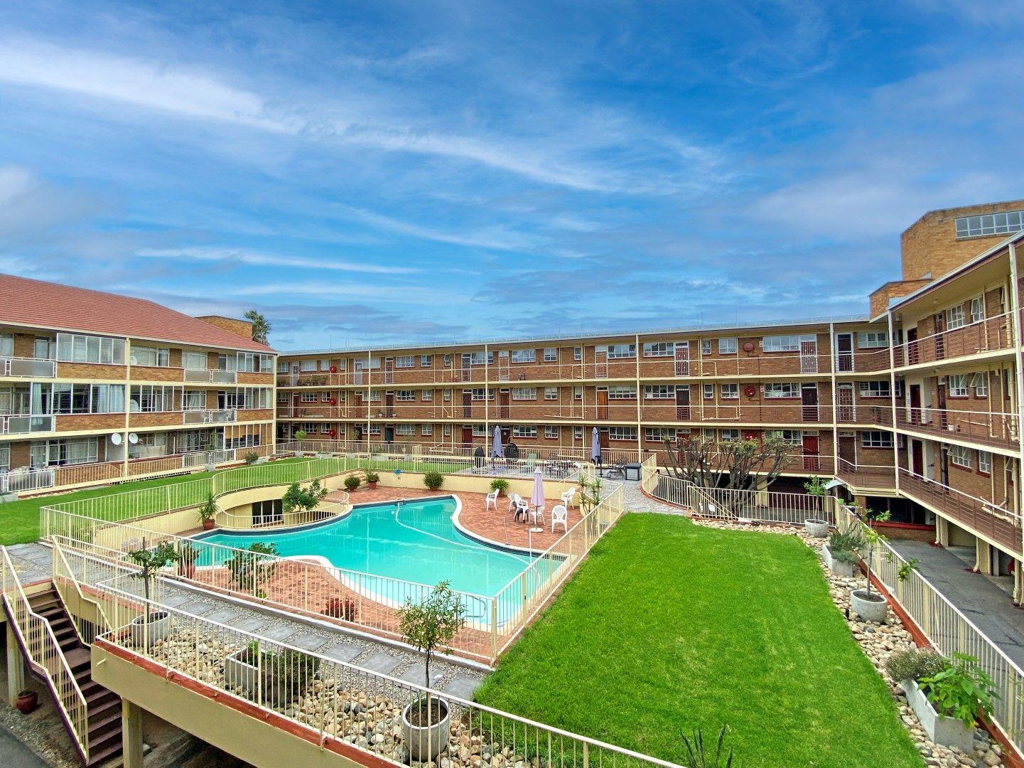 2 Bedroom Apartment / flat for sale in Cheltondale P24113817537