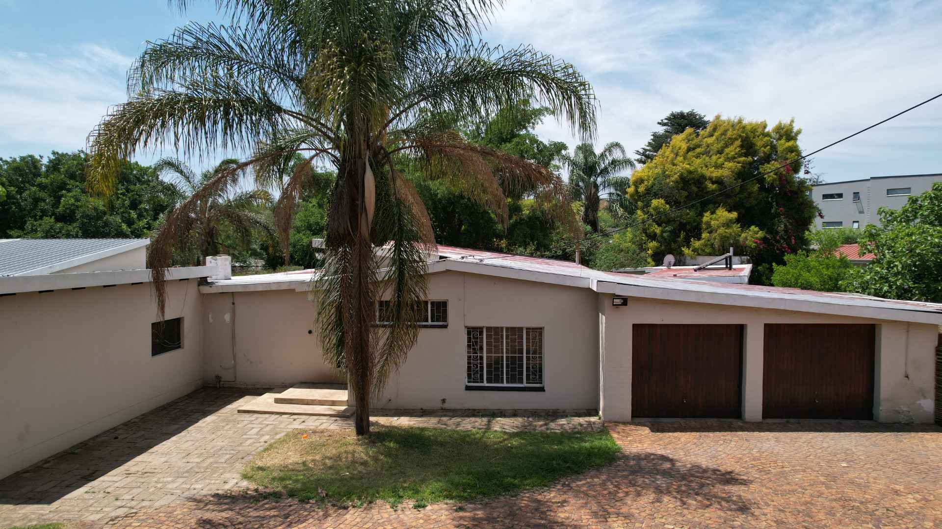 Menlo Park Property Property and houses for sale in Menlo Park