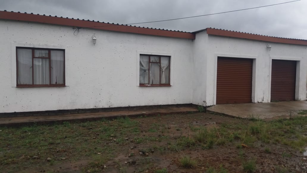 2 Bedroom House for sale in Osizweni P24113818898