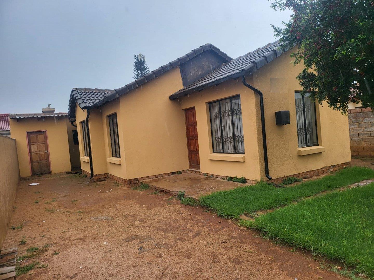 Property and houses to rent in Soweto Soweto Property Property24
