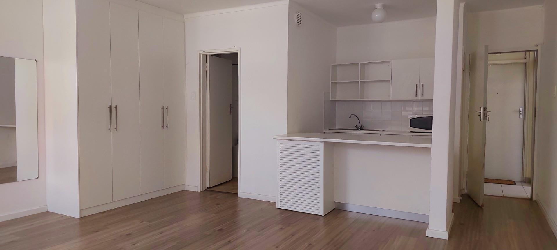 1 Bedroom Apartment / flat for sale in Claremont Upper P24113538237