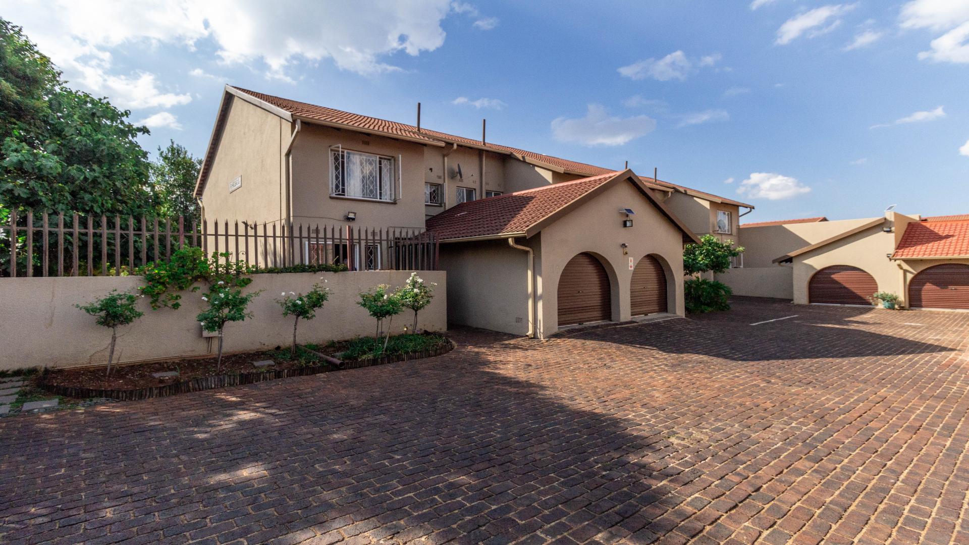 Fairland Property Townhouses for sale in Fairland