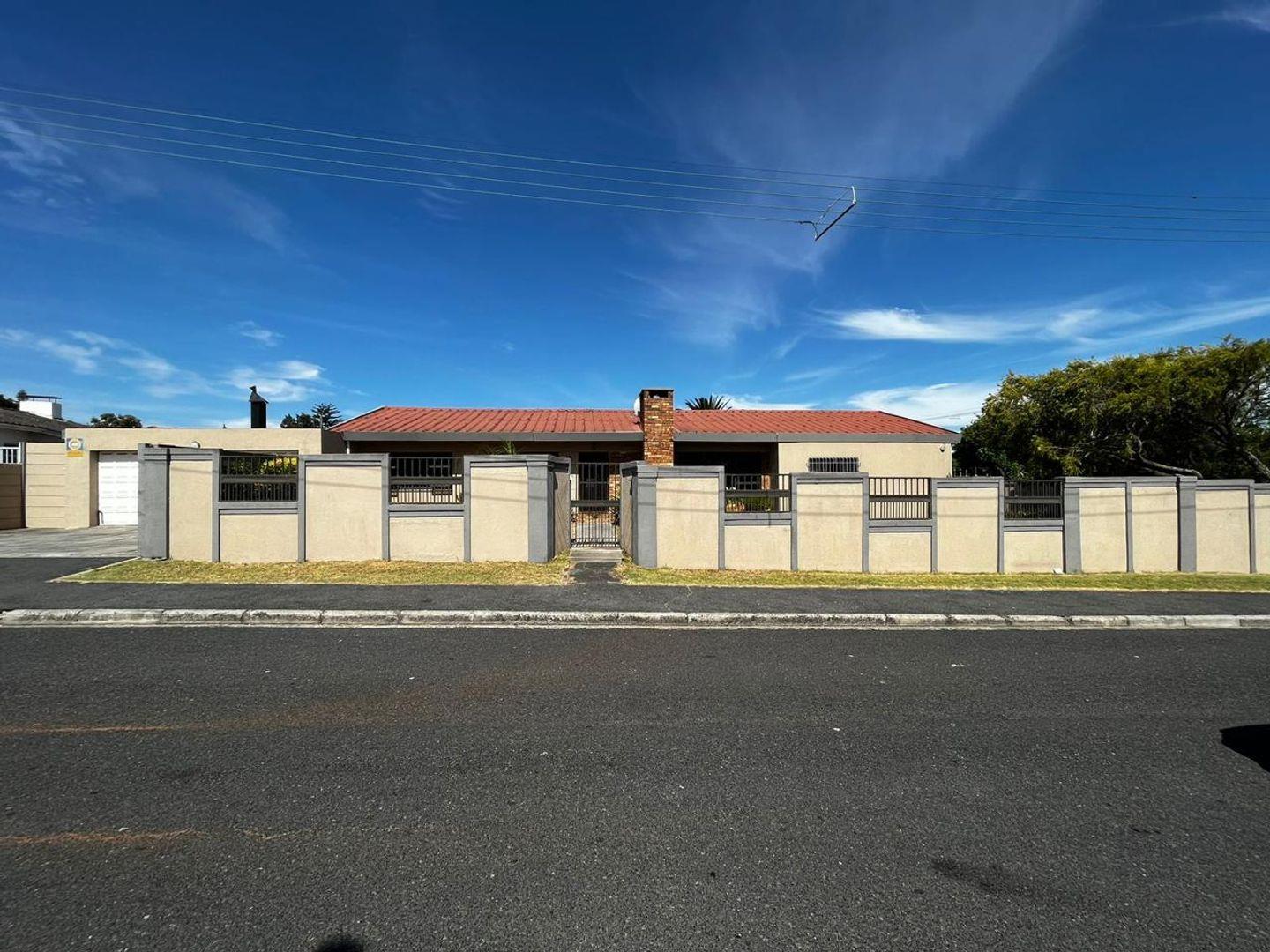 Fairfield Estate Property Property and houses for sale in Fairfield