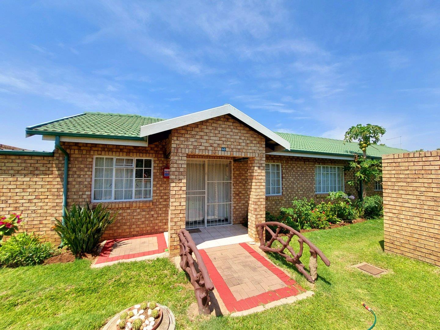 2 Bedroom Townhouse for sale in Bela Bela P24113824000