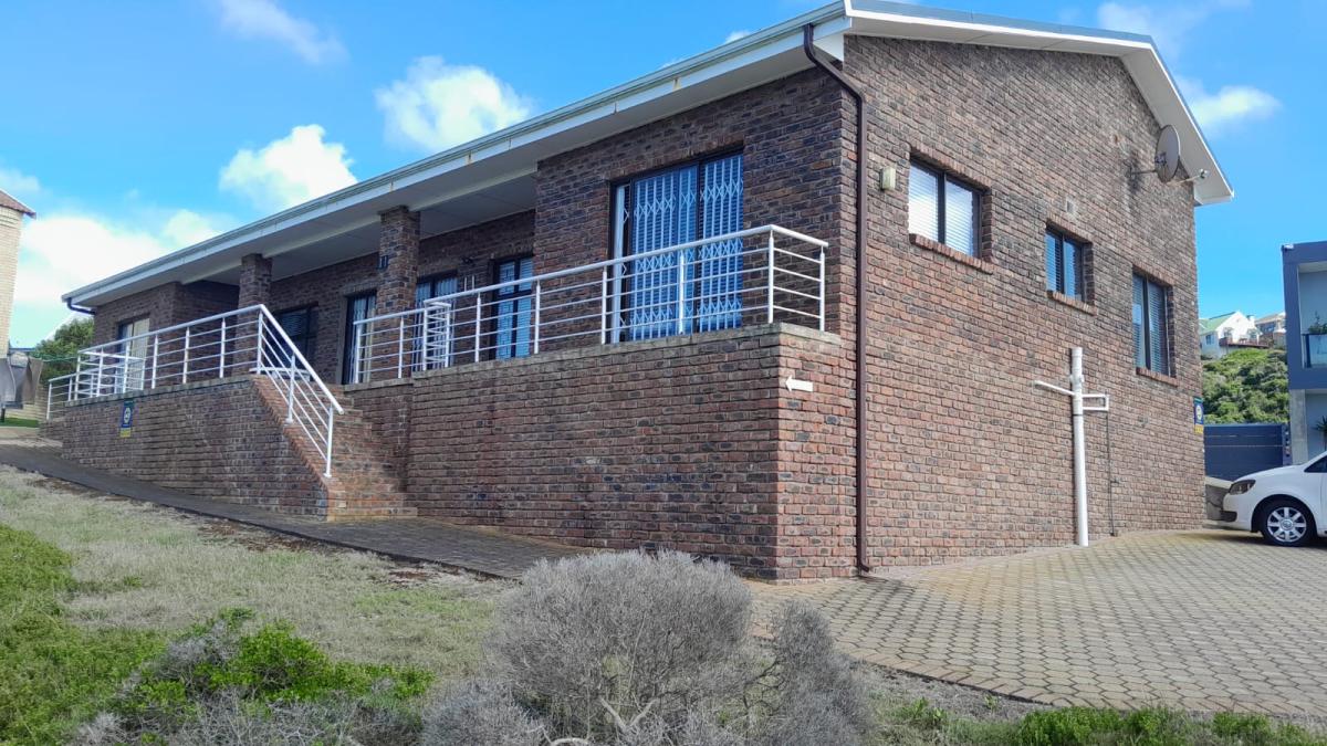 5 Bedroom House for sale in Dana Bay 11 P. Cordata Street P24113824497