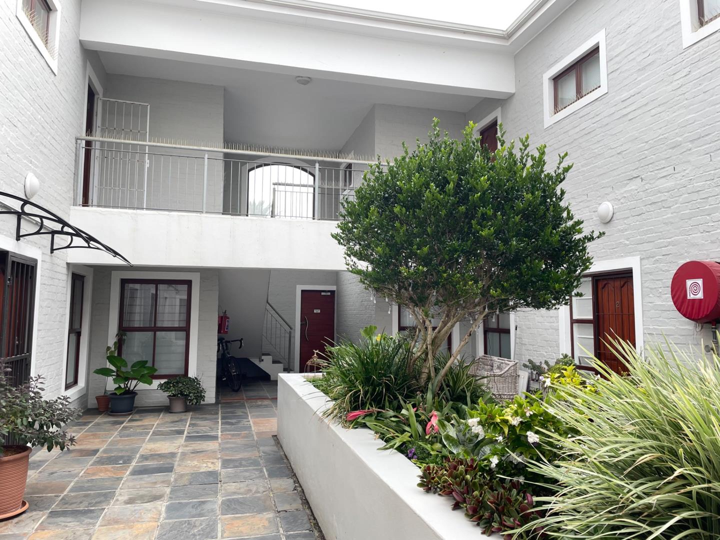 2 Bedroom Apartment / flat for sale in Sandbaai 7 Driftwood Court