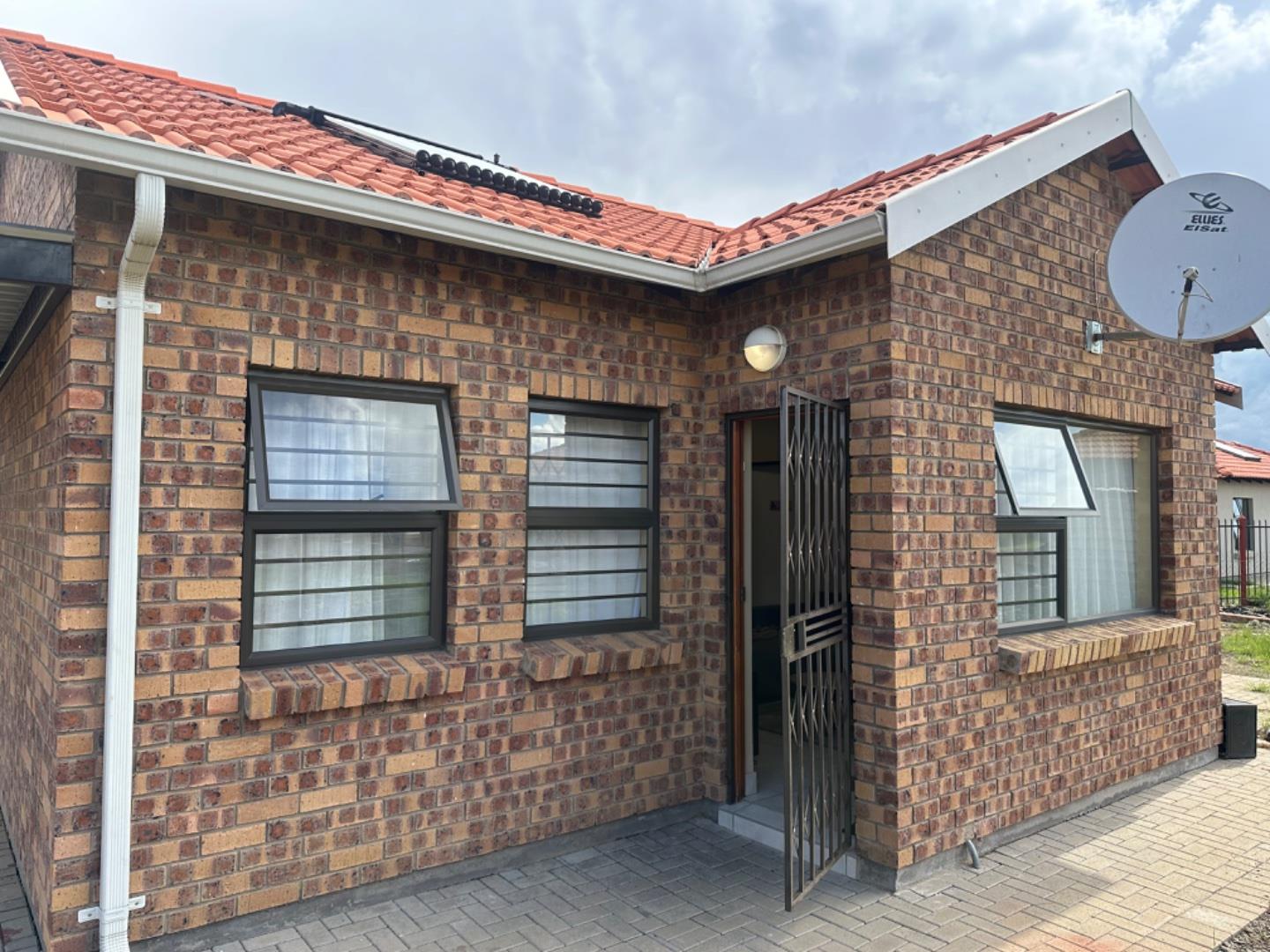 Hillside, Bloemfontein Property Property and houses for sale in